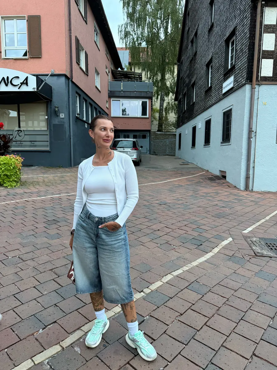 Altstadt, weißes Twinset